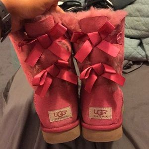 Pink bow Uggs